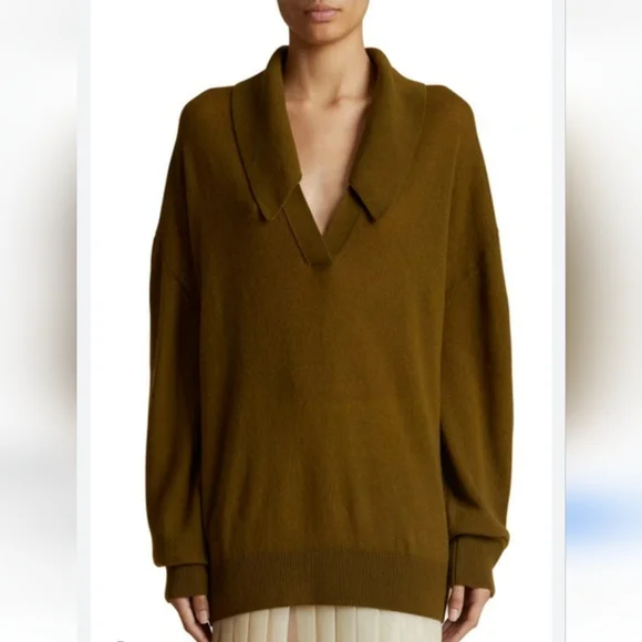 KHAITE Elsia Oversize Cashmere Polo Sweater - Picture 10 of 10